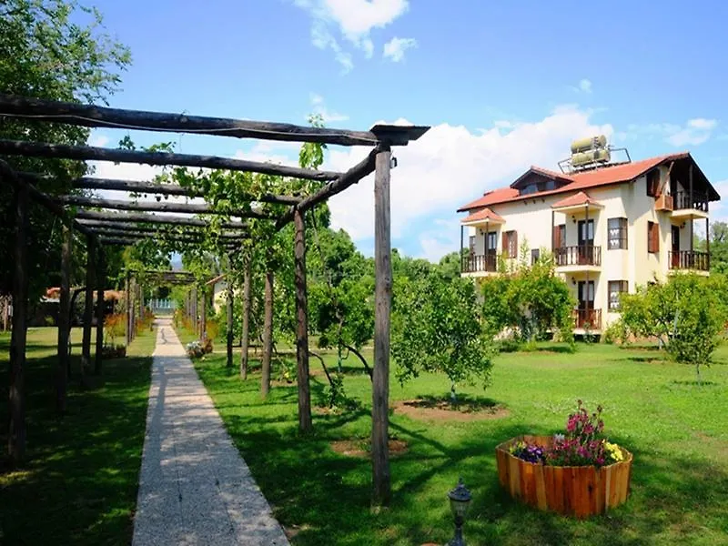 Yonca Lodge Fethiye 3*,